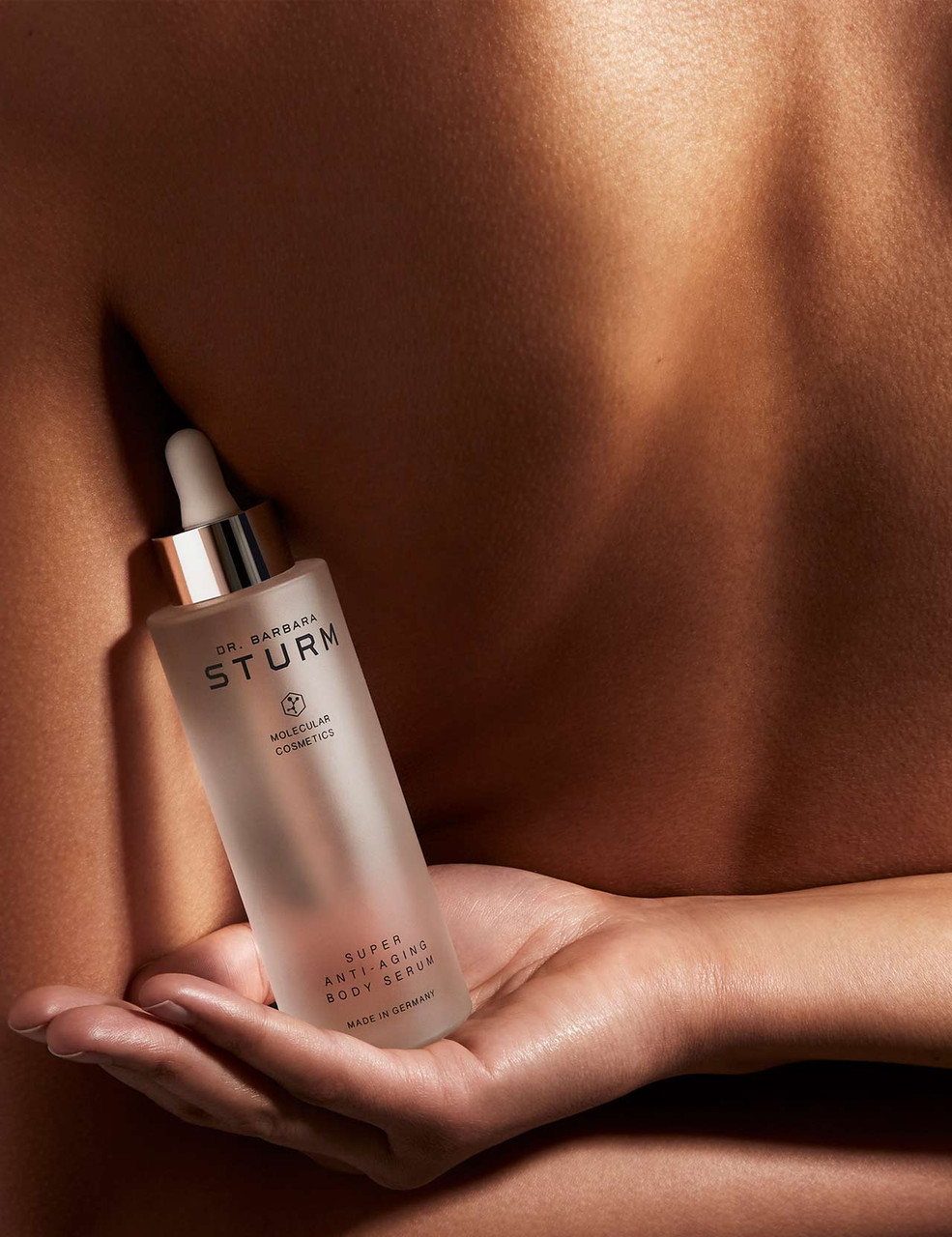 Dr. Barbara Sturm Super Anti-Aging Body Serum | Firming & Hydrating - Image 3
