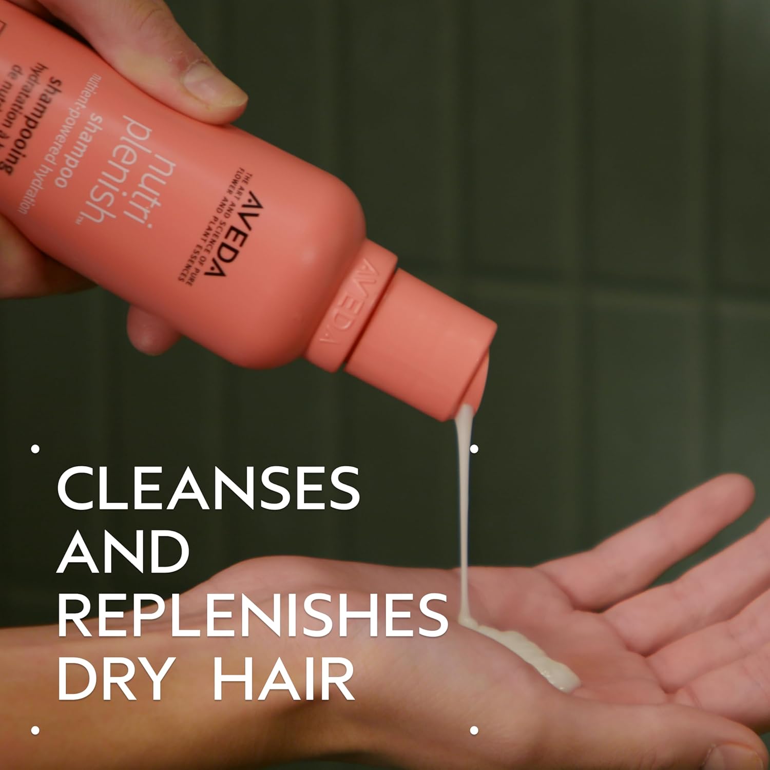 Aveda Nutriplenish Light Moisture Shampoo | Weightless Hydration - Image 4