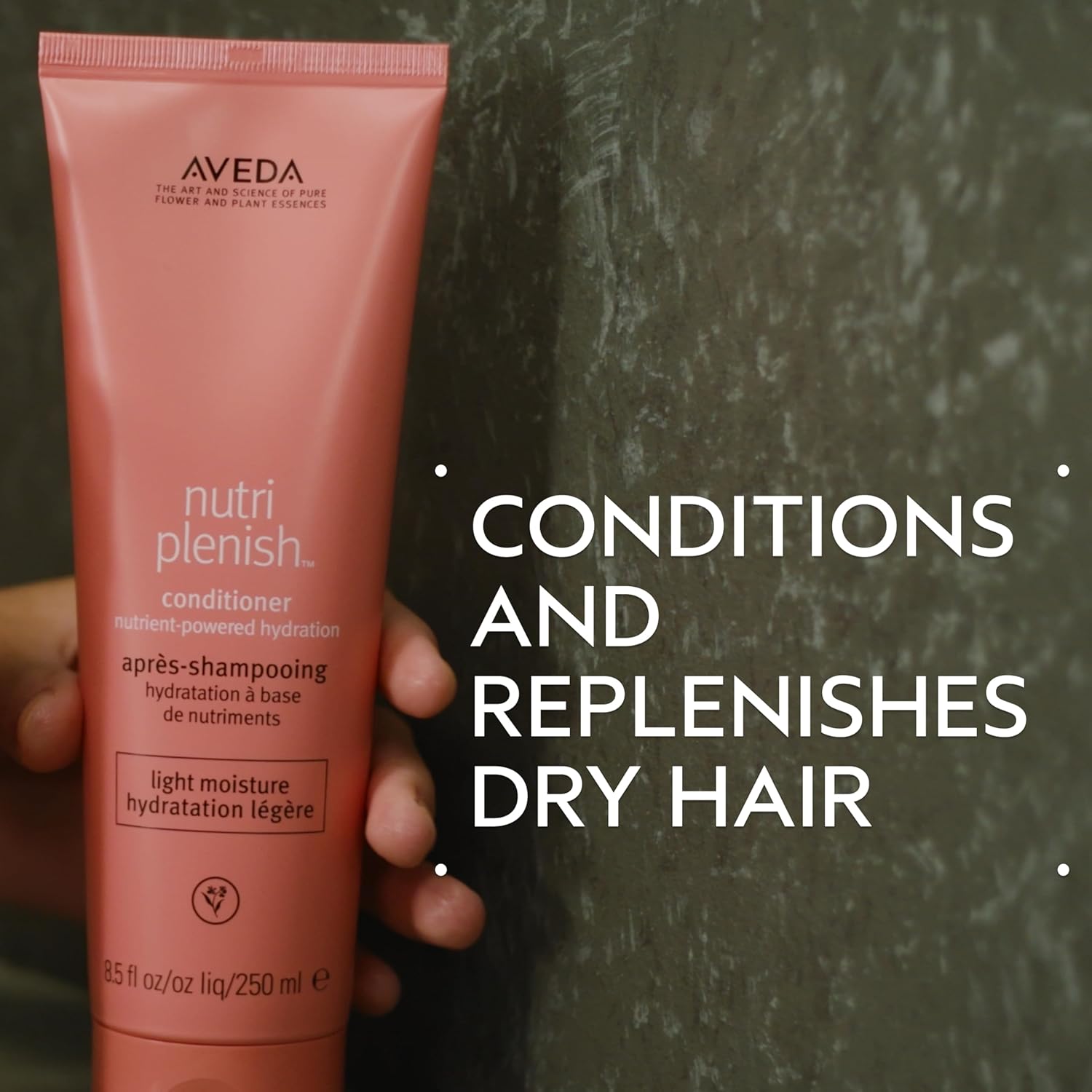 Aveda Nutriplenish Light Moisture Conditioner | Weightless Detangling - Image 2